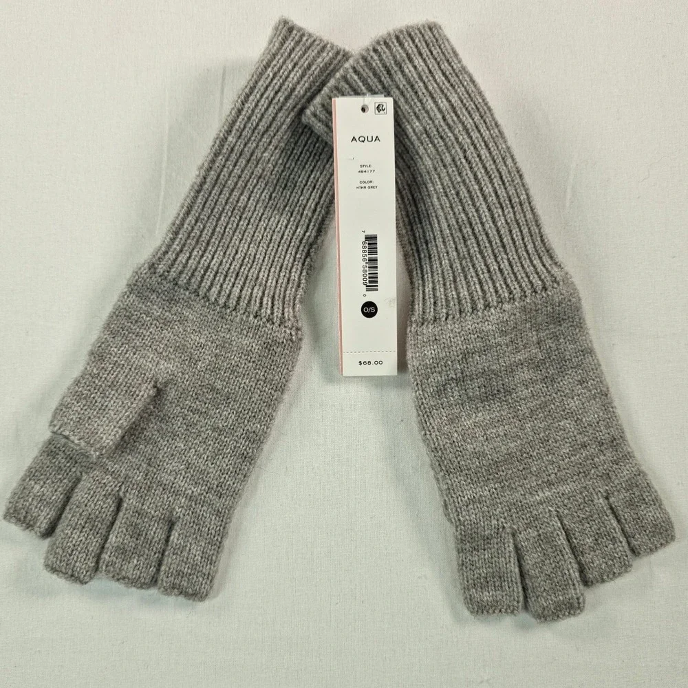Aqua fingerless gloves